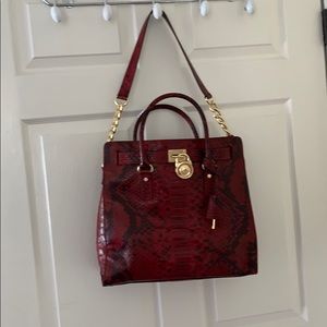 New!  Michael Kors Hamilton Cinabon bag